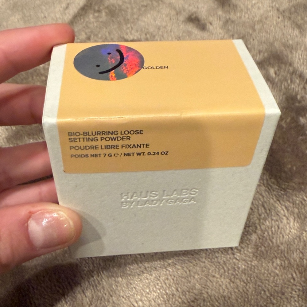*NEW*.24oz*GOLDEN* Haus Labs* By Lady Gaga Bio-Blurring Loose Setting Powder —